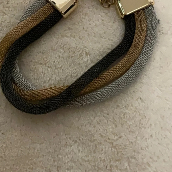 Tri Color Bracelet - Picture 3 of 4